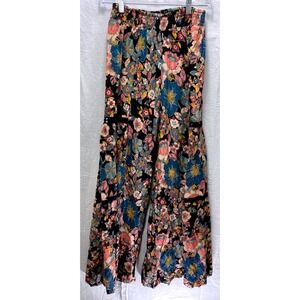 NWT Angie Buckle Black Floral Wide Leg Smocked Waist Beach Pants Size Small Boho